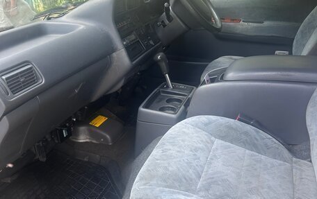 Toyota HiAce H100, 1999 год, 460 000 рублей, 6 фотография