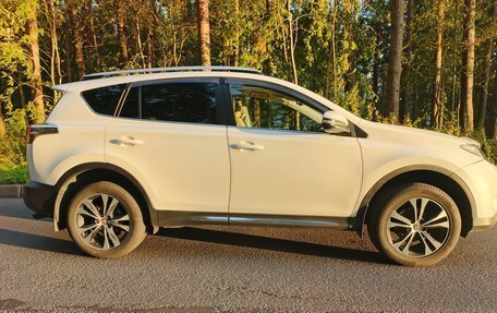 Toyota RAV4, 2014 год, 2 050 000 рублей, 2 фотография