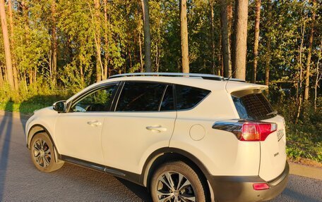 Toyota RAV4, 2014 год, 2 050 000 рублей, 5 фотография