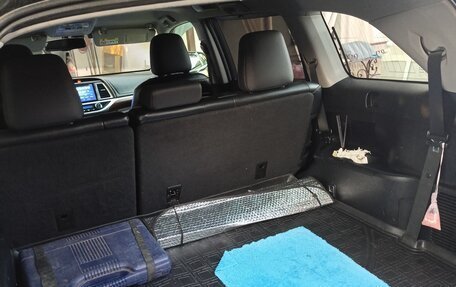 Toyota Highlander III, 2014 год, 3 350 000 рублей, 8 фотография