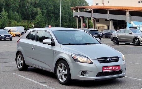 KIA cee'd I рестайлинг, 2008 год, 680 000 рублей, 1 фотография