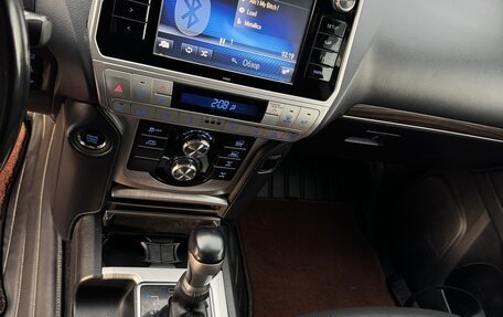 Toyota Land Cruiser Prado 150 рестайлинг 2, 2020 год, 4 500 000 рублей, 7 фотография
