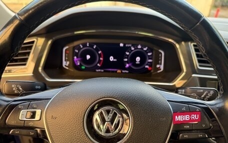 Volkswagen Tiguan II, 2018 год, 2 350 000 рублей, 8 фотография