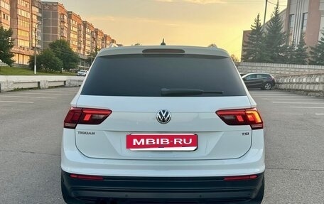 Volkswagen Tiguan II, 2017 год, 1 800 000 рублей, 5 фотография