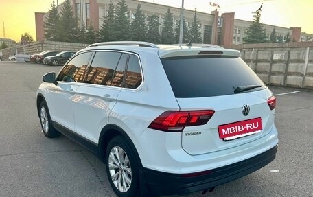 Volkswagen Tiguan II, 2017 год, 1 800 000 рублей, 3 фотография
