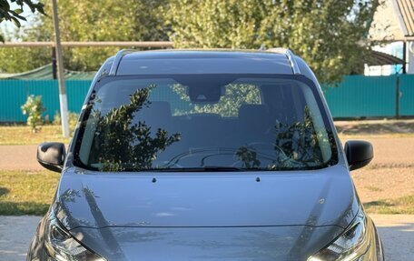 Ford Tourneo Connect II рестайлинг, 2020 год, 1 900 000 рублей, 3 фотография