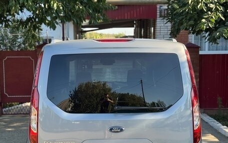 Ford Tourneo Connect II рестайлинг, 2020 год, 1 900 000 рублей, 4 фотография