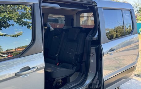Ford Tourneo Connect II рестайлинг, 2020 год, 1 900 000 рублей, 28 фотография