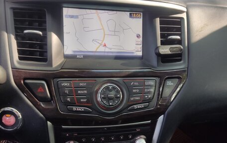 Nissan Pathfinder, 2015 год, 1 450 000 рублей, 6 фотография