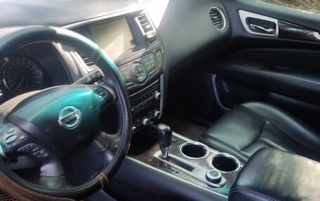 Nissan Pathfinder, 2015 год, 1 450 000 рублей, 9 фотография