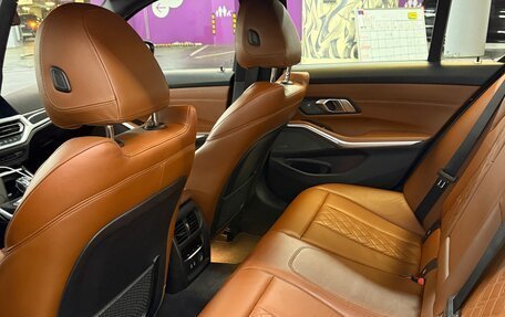 BMW 3 серия, 2019 год, 4 000 000 рублей, 8 фотография