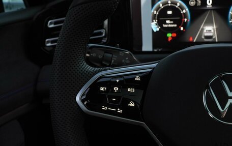 Volkswagen Tiguan, 2024 год, 4 680 000 рублей, 19 фотография