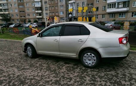 Volkswagen Jetta VI, 2007 год, 320 000 рублей, 2 фотография