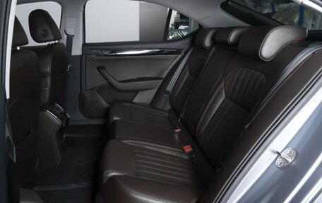 Skoda Superb III рестайлинг, 2016 год, 2 674 000 рублей, 9 фотография