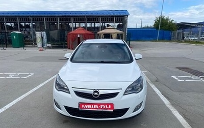 Opel Astra J, 2011 год, 650 000 рублей, 1 фотография