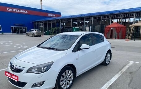 Opel Astra J, 2011 год, 650 000 рублей, 8 фотография