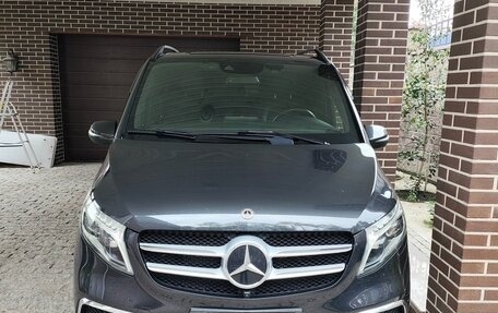 Mercedes-Benz V-Класс, 2019 год, 8 500 000 рублей, 9 фотография