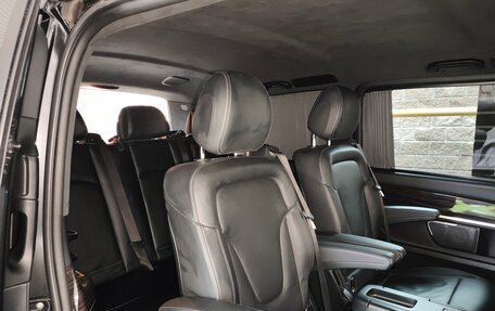 Mercedes-Benz V-Класс, 2019 год, 8 500 000 рублей, 23 фотография