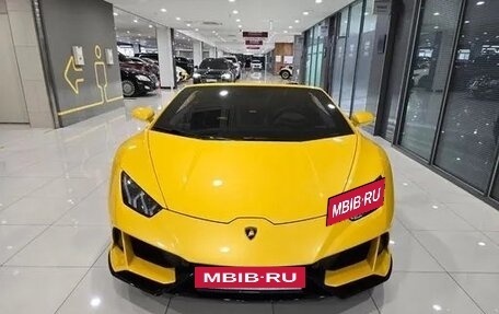 Lamborghini Huracán, 2022 год, 27 900 000 рублей, 3 фотография