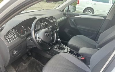 Volkswagen Tiguan II, 2020 год, 2 520 000 рублей, 1 фотография