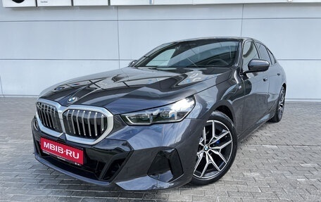 BMW 5 серия, 2024 год, 7 950 000 рублей, 1 фотография