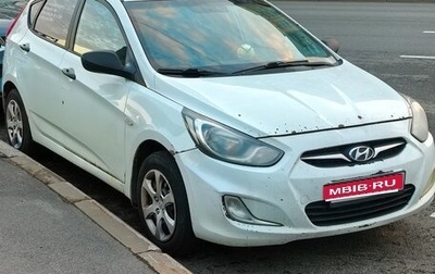 Hyundai Solaris II рестайлинг, 2012 год, 390 000 рублей, 1 фотография