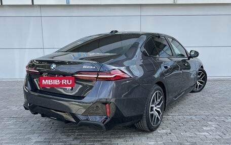 BMW 5 серия, 2024 год, 7 950 000 рублей, 6 фотография