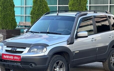 Chevrolet Niva I рестайлинг, 2017 год, 729 990 рублей, 7 фотография