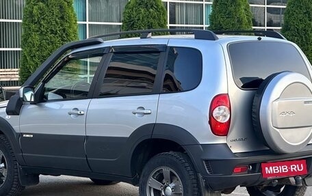Chevrolet Niva I рестайлинг, 2017 год, 729 990 рублей, 8 фотография