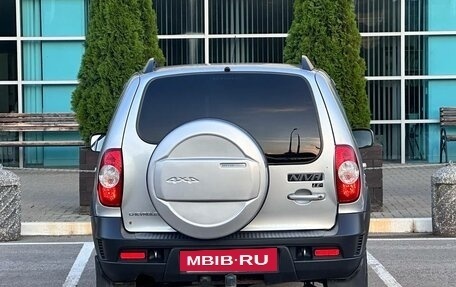 Chevrolet Niva I рестайлинг, 2017 год, 729 990 рублей, 9 фотография