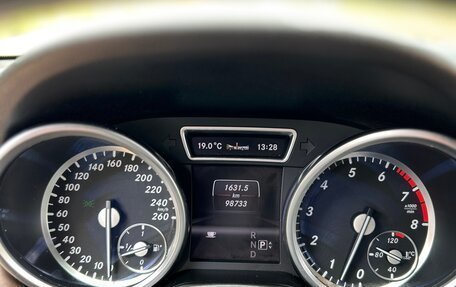 Mercedes-Benz M-Класс, 2013 год, 3 050 000 рублей, 21 фотография