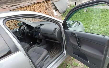 Volkswagen Polo IV рестайлинг, 2005 год, 310 000 рублей, 6 фотография