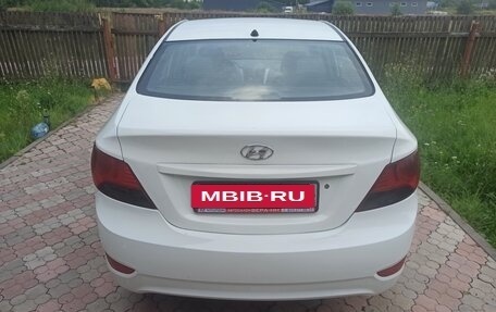 Hyundai Solaris II рестайлинг, 2012 год, 450 000 рублей, 5 фотография
