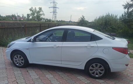 Hyundai Solaris II рестайлинг, 2012 год, 450 000 рублей, 6 фотография