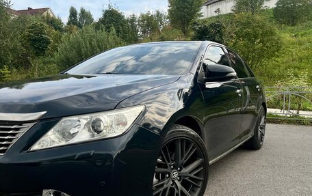 Toyota Camry, 2013 год, 1 835 000 рублей, 2 фотография