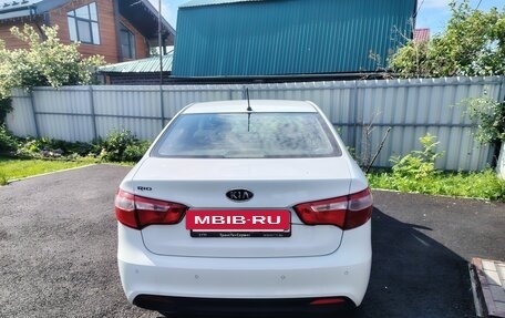 KIA Rio III рестайлинг, 2012 год, 670 000 рублей, 4 фотография