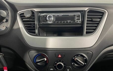 Hyundai Solaris II рестайлинг, 2017 год, 1 050 000 рублей, 16 фотография