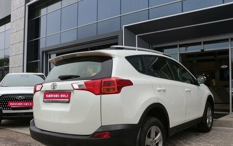 Toyota RAV4, 2015 год, 1 690 000 рублей, 6 фотография
