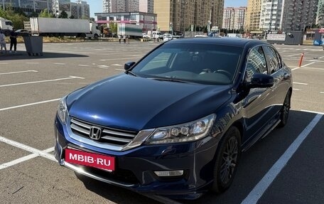 Honda Accord IX рестайлинг, 2013 год, 1 600 000 рублей, 6 фотография