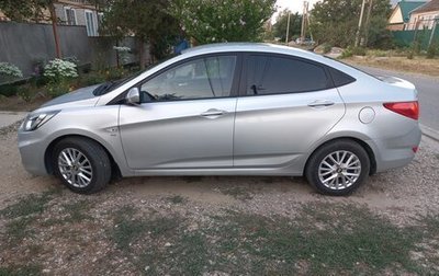 Hyundai Solaris II рестайлинг, 2013 год, 1 100 000 рублей, 1 фотография