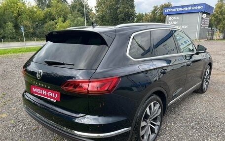 Volkswagen Touareg III, 2019 год, 5 010 000 рублей, 10 фотография