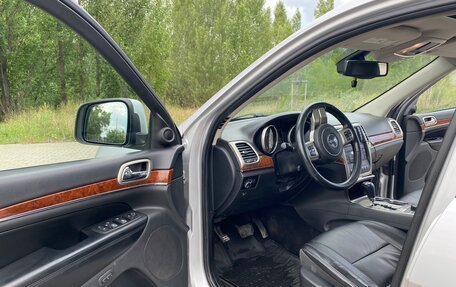 Jeep Grand Cherokee, 2010 год, 1 850 000 рублей, 11 фотография
