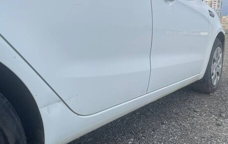 KIA Rio III рестайлинг, 2013 год, 880 000 рублей, 9 фотография