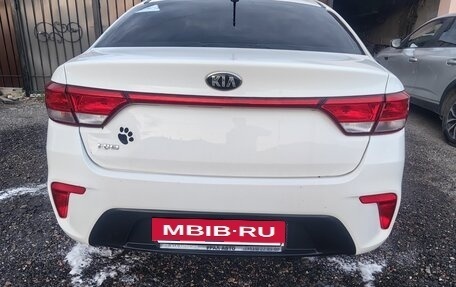 KIA Rio IV, 2017 год, 1 300 000 рублей, 4 фотография