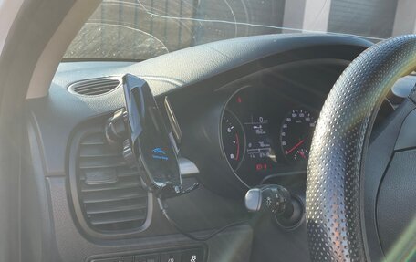 KIA Rio IV, 2017 год, 1 300 000 рублей, 12 фотография