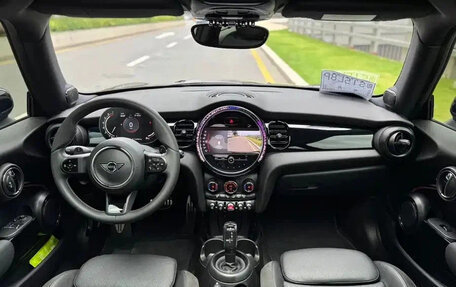 MINI Hatch, 2022 год, 2 690 999 рублей, 10 фотография