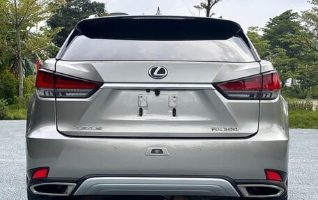 Lexus RX IV рестайлинг, 2021 год, 4 500 000 рублей, 10 фотография