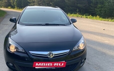 Opel Astra J, 2013 год, 1 100 000 рублей, 2 фотография