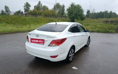 Hyundai Solaris II рестайлинг, 2011 год, 699 000 рублей, 4 фотография