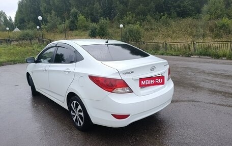 Hyundai Solaris II рестайлинг, 2011 год, 699 000 рублей, 3 фотография